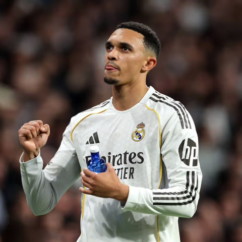 ดูวิเคราะห์ "ผมพร้อมรับใช้ชาติ!" เทรนท์ มั่นใจคืนทัพสิงโตคำรามยุค 'ทูเคิล' หลังโชว์ฟอร์มเทพพามาดริดเขี่ยซิตี้ตกรอบ UCL