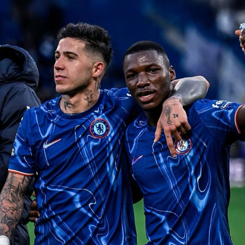 ดูวิเคราะห์ ใจต่างกัน! 'ไคเซโด้' ลั่นขออยู่เป็นตำนานสิงห์ สวนทาง 'เอ็นโซ่' เปิดปากทิ้งทวน "ค่อยว่ากันหลังบอลโลก"