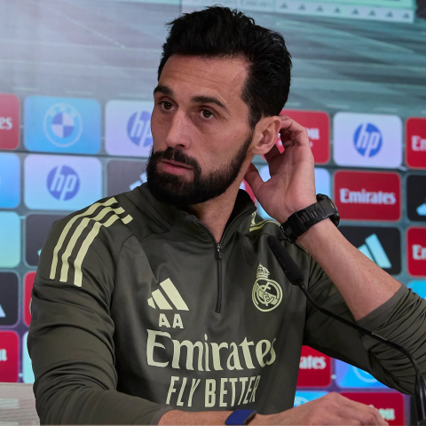 ดูวิเคราะห์ 'อาร์เบลัว' เมิน 'เอ็มบัปเป้' กดไลค์เชียร์ 'มูรินโญ่' คัมแบ็กมาดริด!