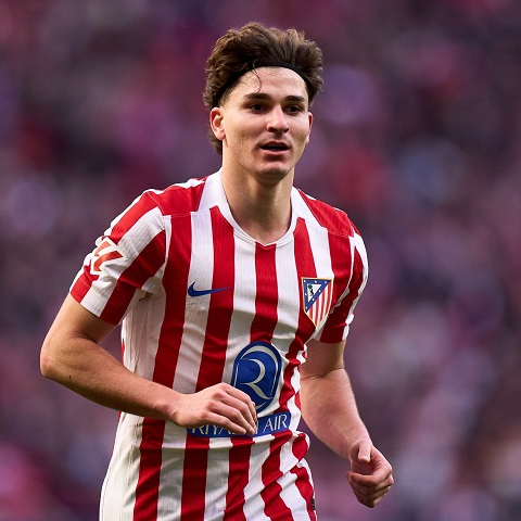 เอเยนต์ยืนยัน อัลวาเรซไม่ได้หาบ้านที่บาร์เซโลน่า