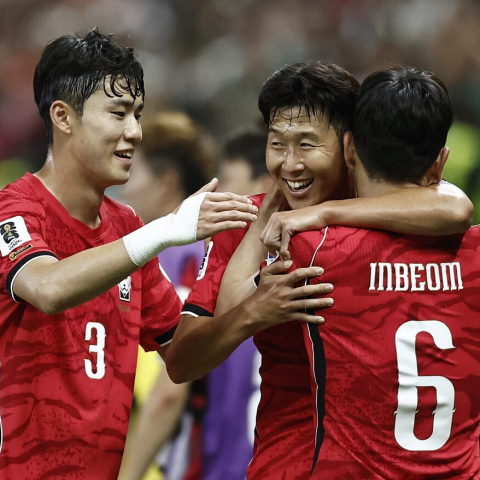 ดูวิเคราะห์ โสมขาวใจเด็ด! ‘ฮวังอินบอม’ ฮีโร่ทั้งยิงทั้งจ่ายพลิกนรกแซงชนะ สาธารณรัฐเช็ก 2-1