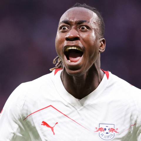ตัดสินใจแล้ว! 'เดียมันเด' ส่อทิ้งราคา £100m — เรอัล, PSG, อาร์เซนอล, ลิเวอร์พูลรุมชิง